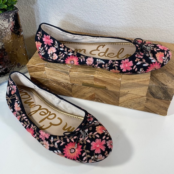 Sam Edelman Shoes - Sam Edelman Felicia Embroidered Floral Ballet Flat Size 8